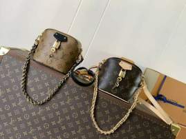 Picture of Gucci Handbags _SKUfw220372297fw